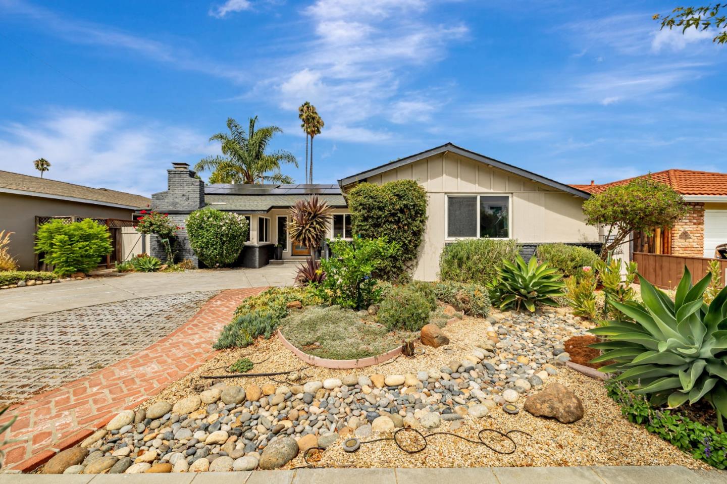 Detail Gallery Image 1 of 41 For 1523 Shaw Dr, San Jose,  CA 95118 - 4 Beds | 2/1 Baths