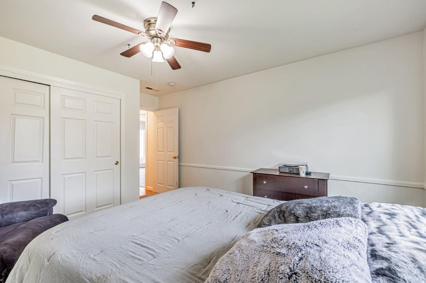 Detail Gallery Image 15 of 41 For 1523 Shaw Dr, San Jose,  CA 95118 - 4 Beds | 2/1 Baths