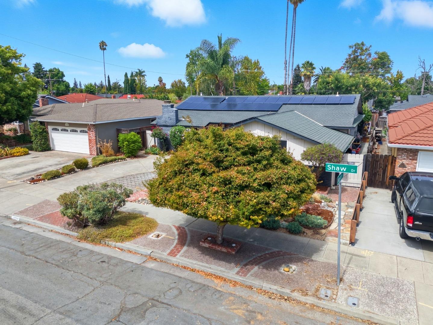 Detail Gallery Image 33 of 41 For 1523 Shaw Dr, San Jose,  CA 95118 - 4 Beds | 2/1 Baths