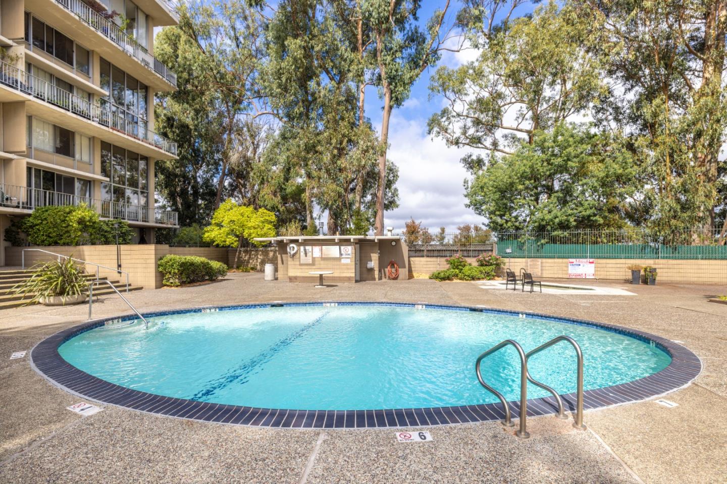 Detail Gallery Image 31 of 34 For 400 Davey Glen Rd #4503,  Belmont,  CA 94002 - 1 Beds | 1 Baths