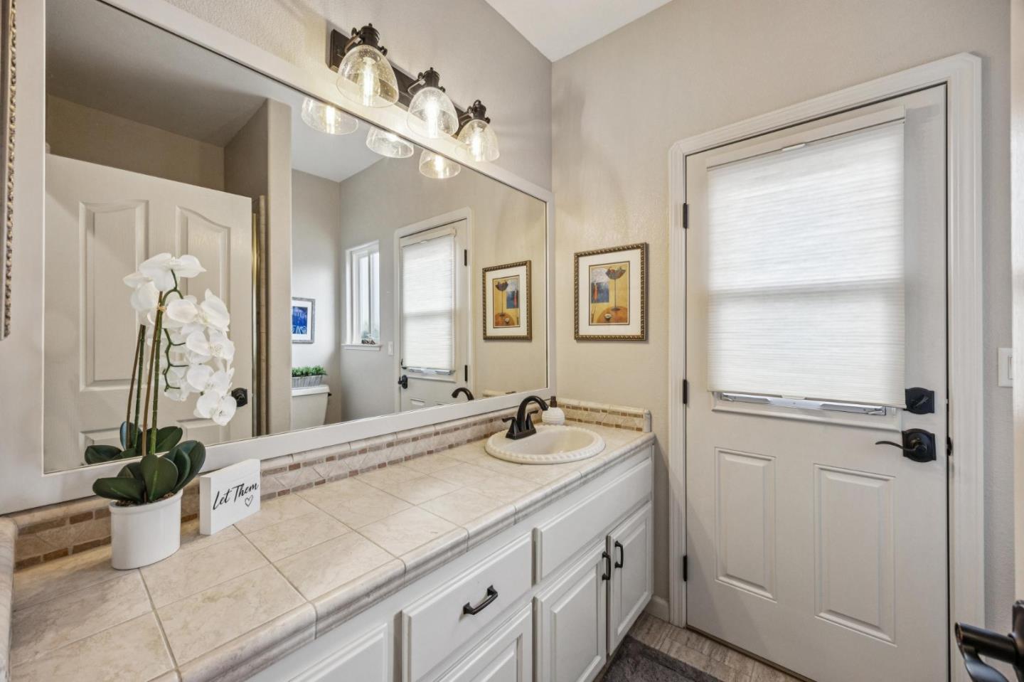 Detail Gallery Image 38 of 63 For 7000 Diablo Hills Rd, Tres Pinos,  CA 95075 - 5 Beds | 3 Baths