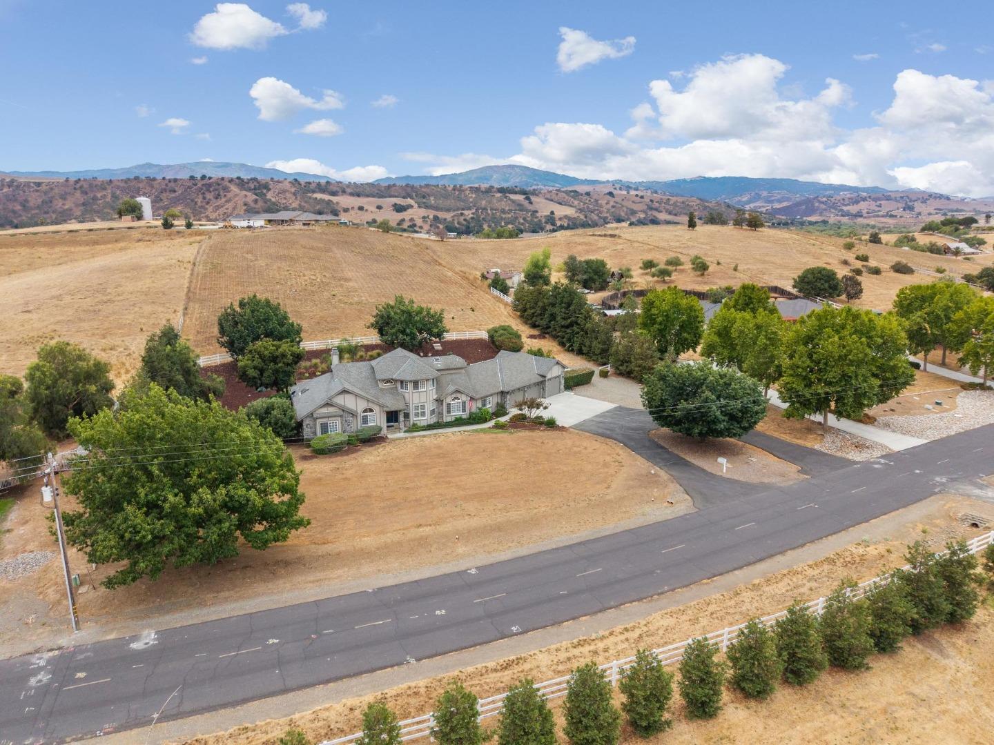 Detail Gallery Image 62 of 63 For 7000 Diablo Hills Rd, Tres Pinos,  CA 95075 - 5 Beds | 3 Baths