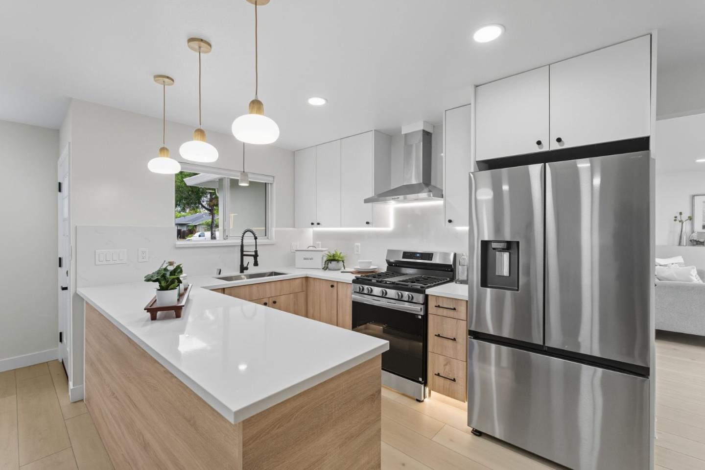 Detail Gallery Image 10 of 31 For 4398 Camden Ave, San Jose,  CA 95124 - 4 Beds | 2 Baths