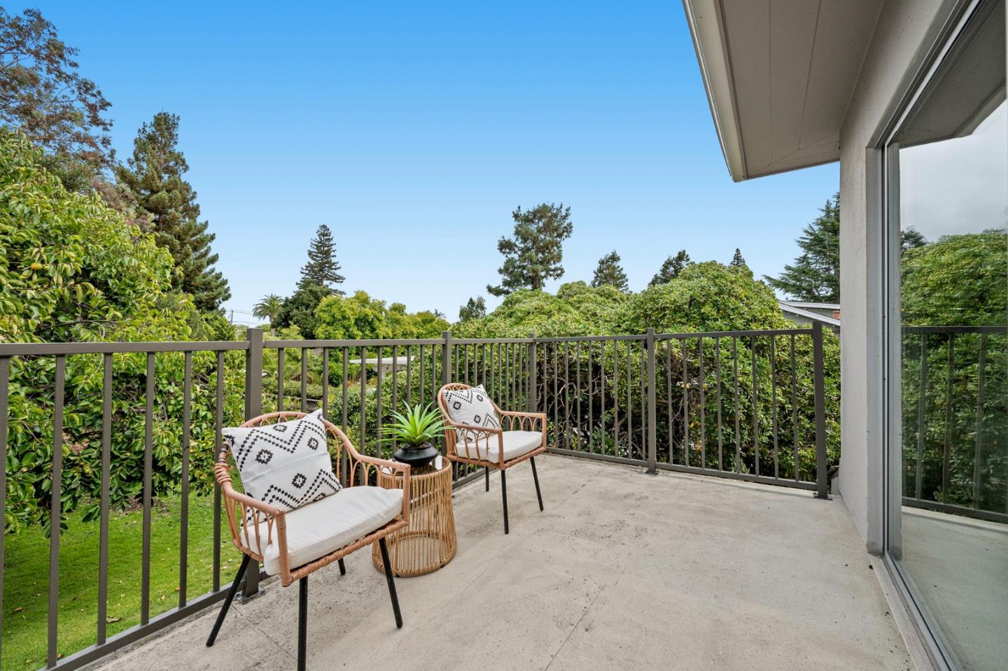 Detail Gallery Image 29 of 45 For 721 Raymundo Ave, Los Altos,  CA 94024 - 3 Beds | 3 Baths