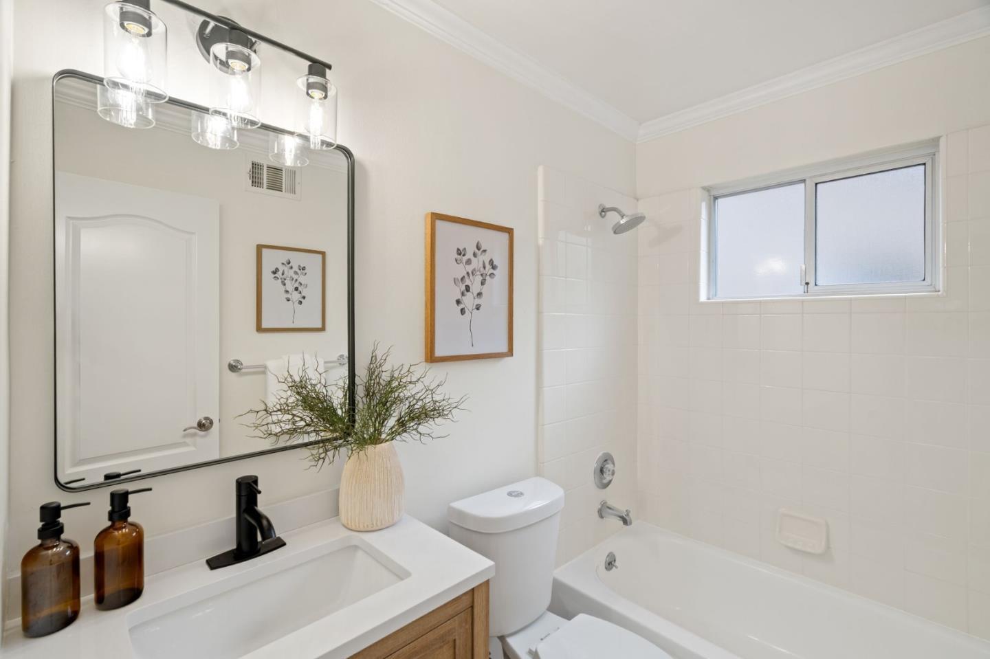 Detail Gallery Image 19 of 36 For 5177 Englewood Dr, San Jose,  CA 95129 - 4 Beds | 2 Baths