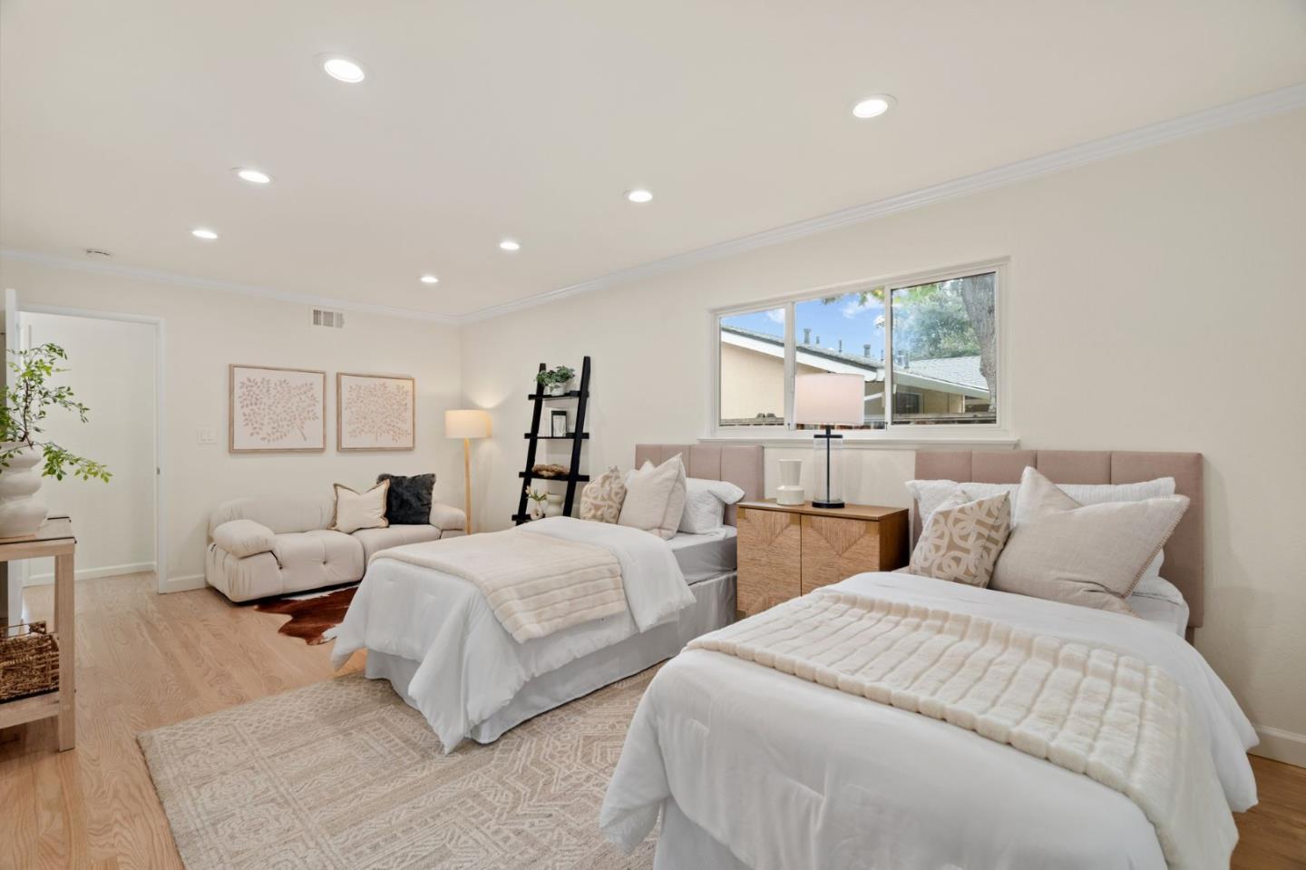 Detail Gallery Image 21 of 36 For 5177 Englewood Dr, San Jose,  CA 95129 - 4 Beds | 2 Baths