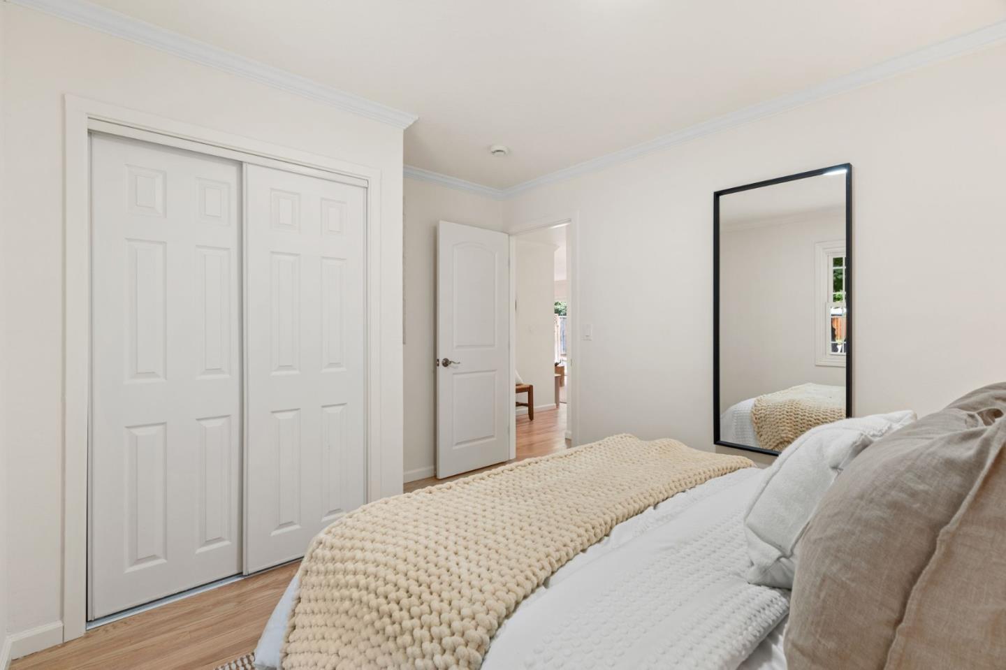 Detail Gallery Image 25 of 36 For 5177 Englewood Dr, San Jose,  CA 95129 - 4 Beds | 2 Baths