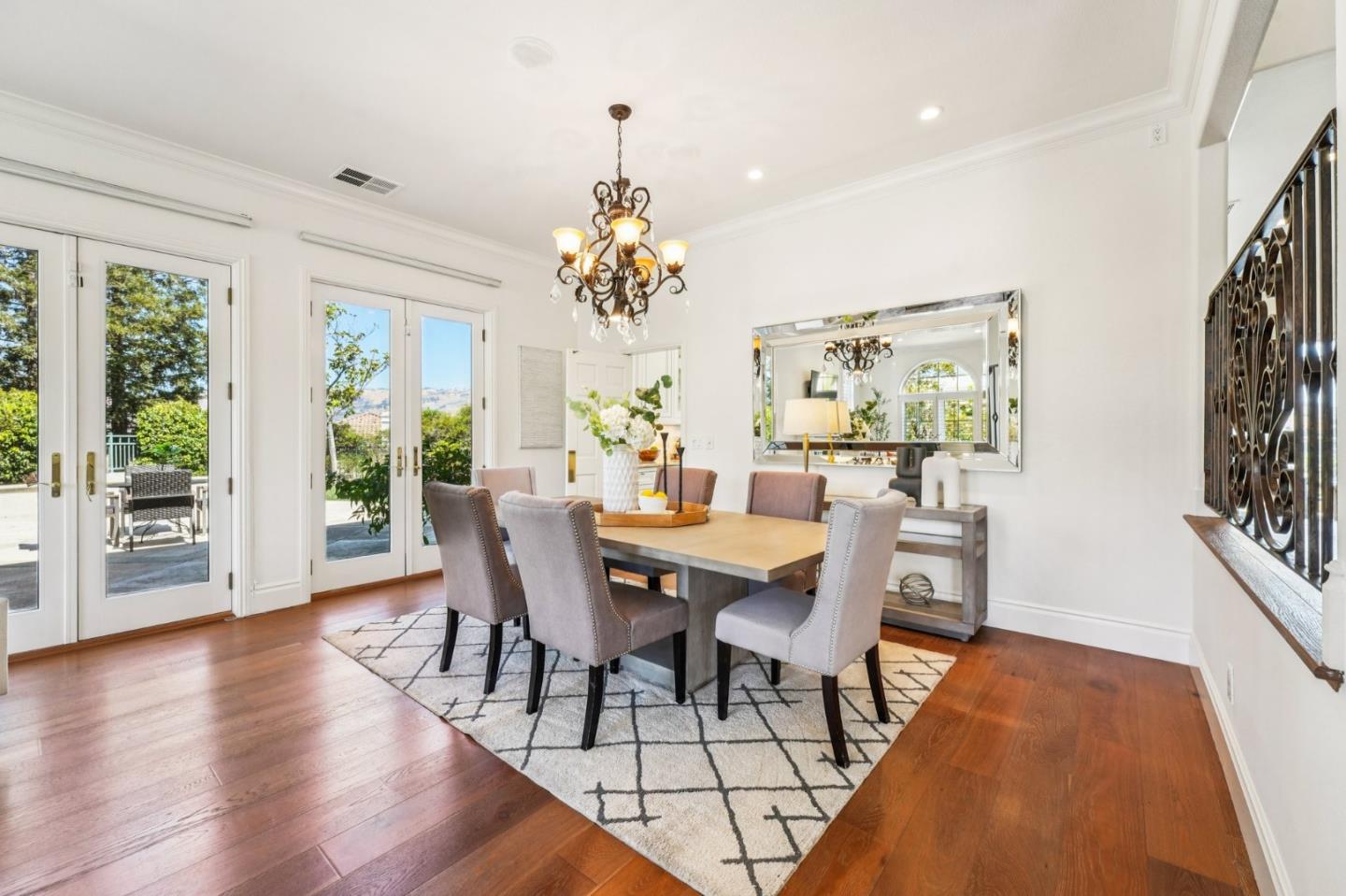 Detail Gallery Image 21 of 94 For 5142 Eastbourne Dr, San Jose,  CA 95138 - 6 Beds | 4/1 Baths