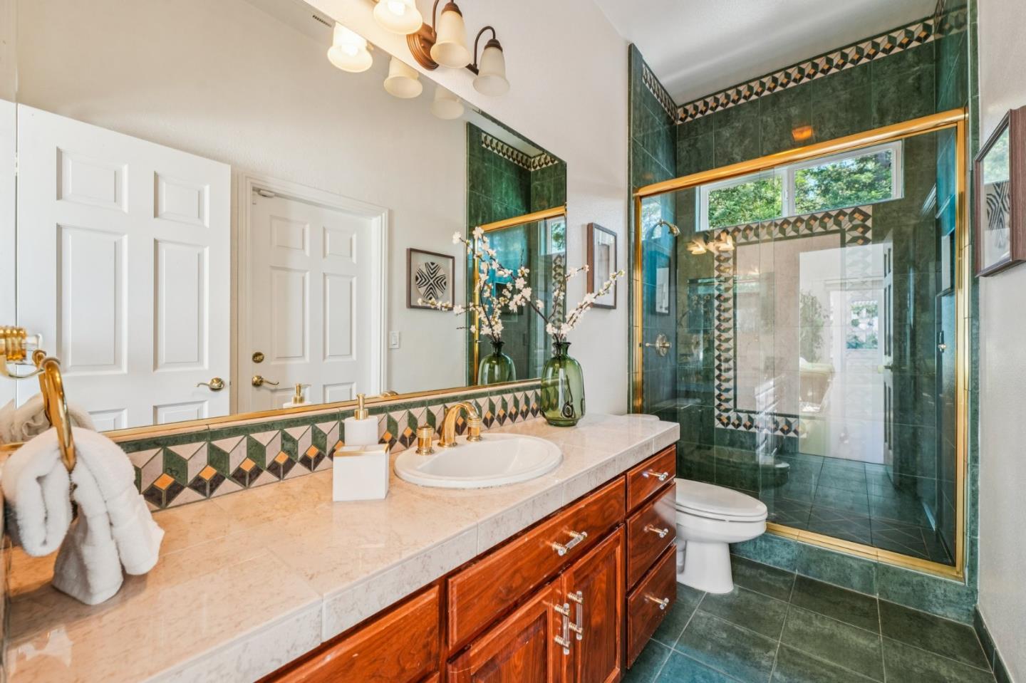 Detail Gallery Image 47 of 94 For 5142 Eastbourne Dr, San Jose,  CA 95138 - 6 Beds | 4/1 Baths