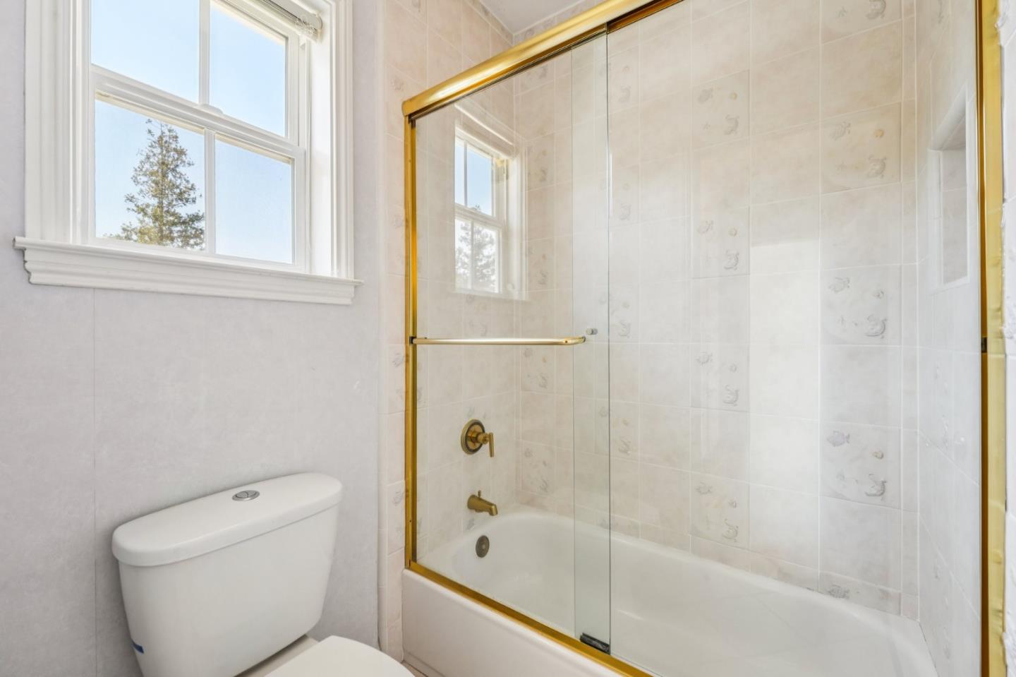 Detail Gallery Image 53 of 94 For 5142 Eastbourne Dr, San Jose,  CA 95138 - 6 Beds | 4/1 Baths