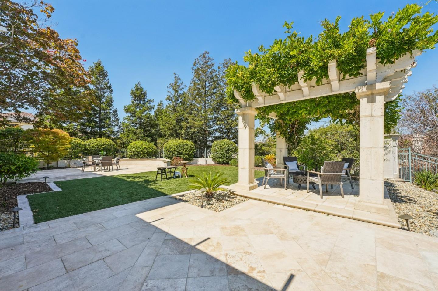 Detail Gallery Image 63 of 94 For 5142 Eastbourne Dr, San Jose,  CA 95138 - 6 Beds | 4/1 Baths