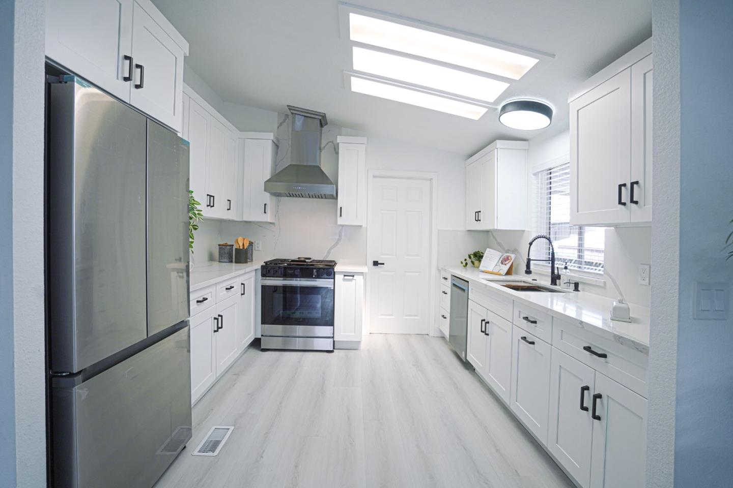 Detail Gallery Image 15 of 44 For 600 E Weddell #59,  Sunnyvale,  CA 94089 - 3 Beds | 2 Baths