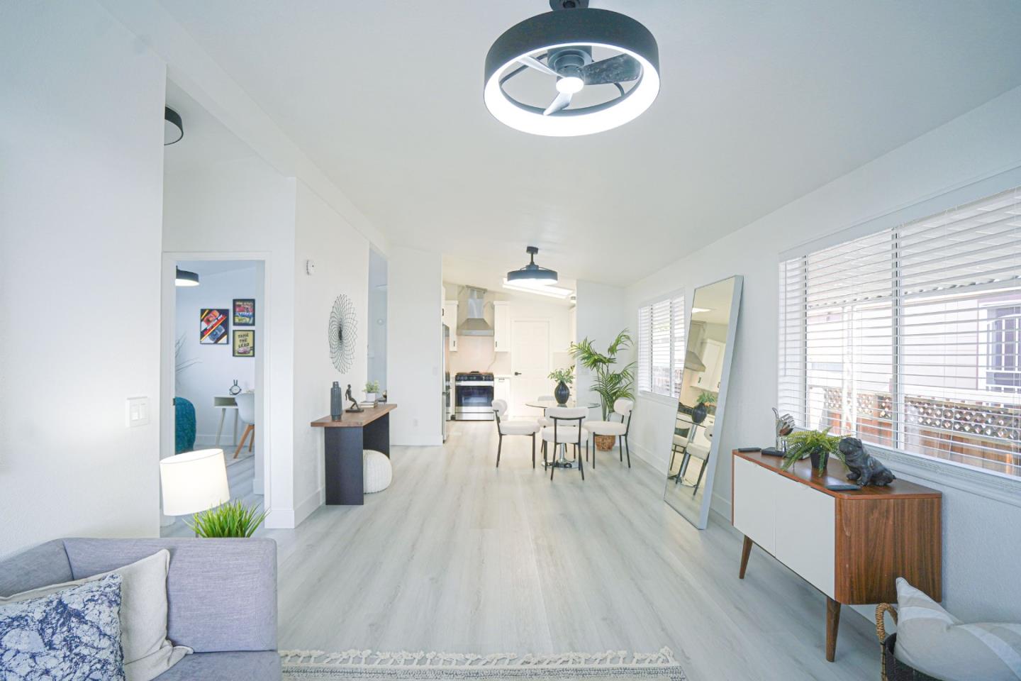 Detail Gallery Image 3 of 44 For 600 E Weddell #59,  Sunnyvale,  CA 94089 - 3 Beds | 2 Baths