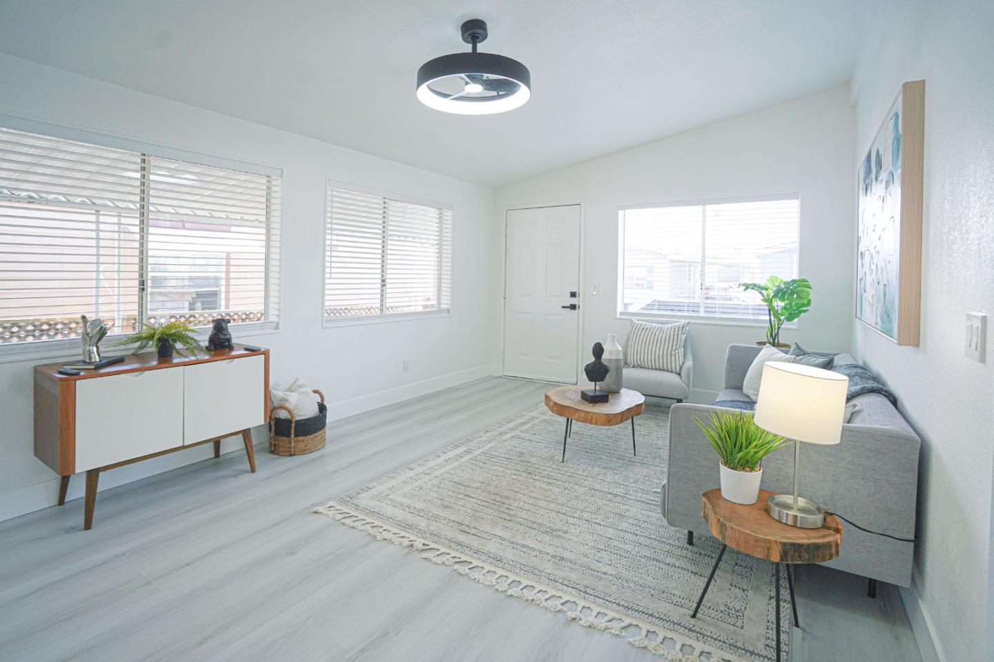 Detail Gallery Image 5 of 44 For 600 E Weddell #59,  Sunnyvale,  CA 94089 - 3 Beds | 2 Baths