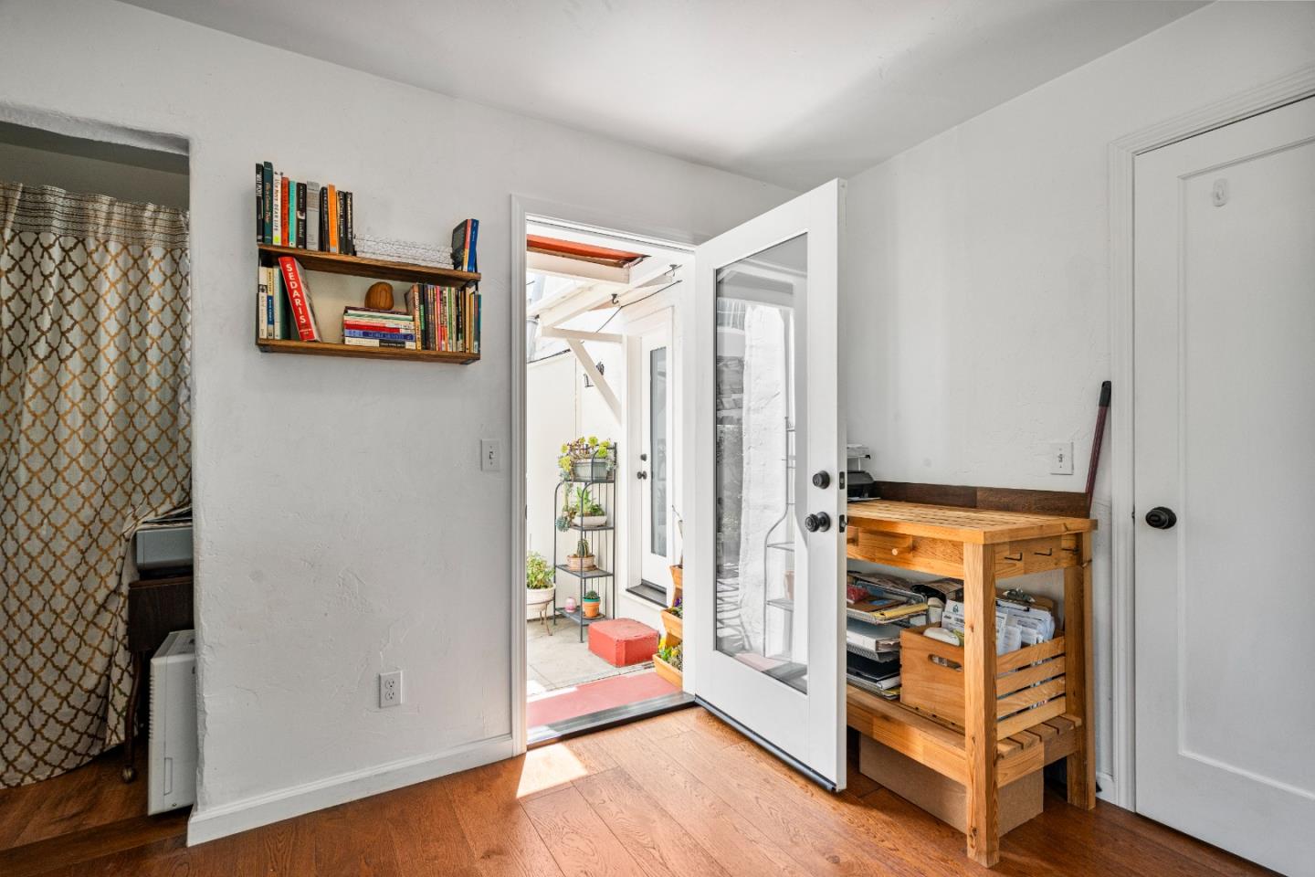 Detail Gallery Image 27 of 53 For 29 Buena Vista St, Salinas,  CA 93901 - 2 Beds | 1 Baths