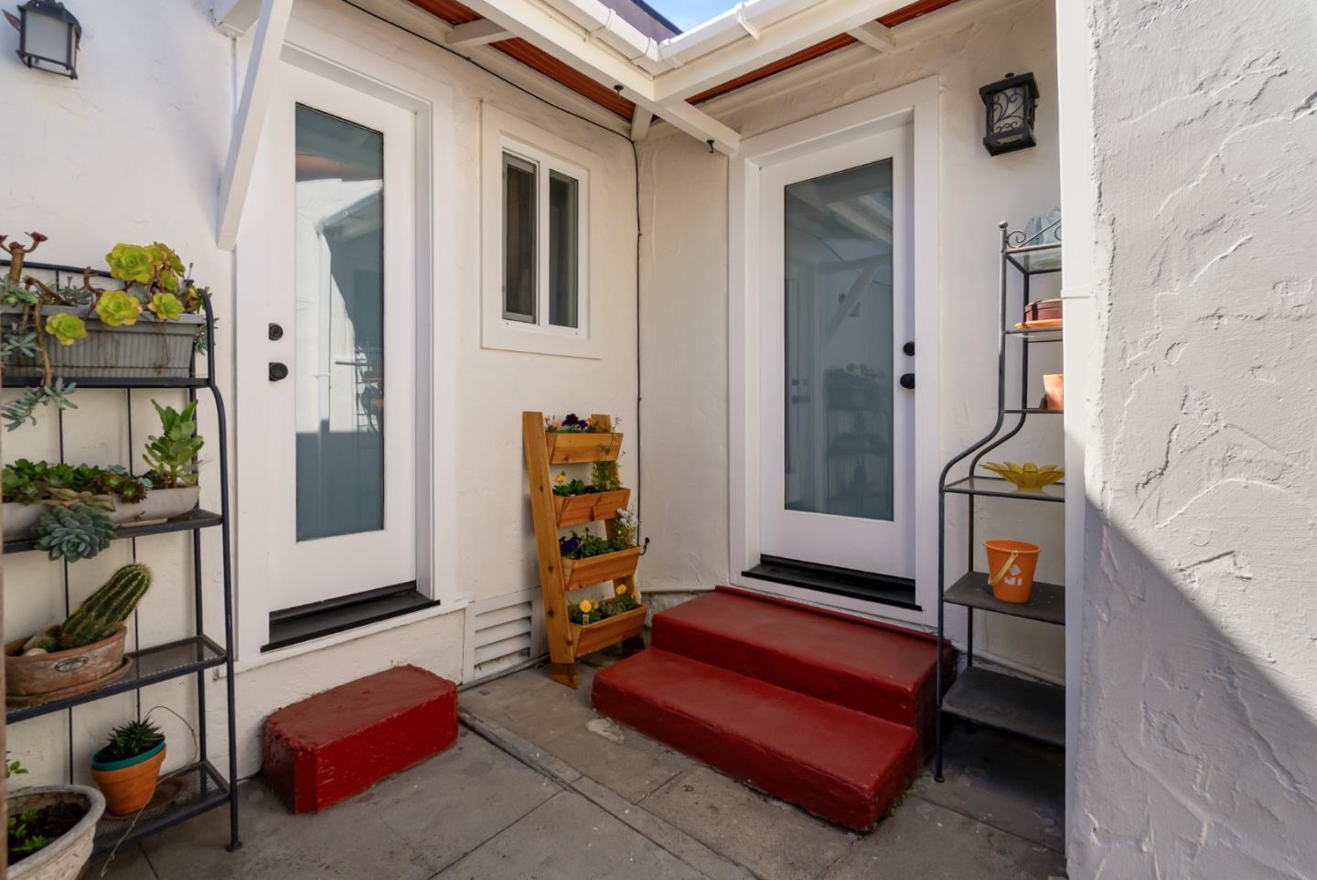 Detail Gallery Image 34 of 53 For 29 Buena Vista St, Salinas,  CA 93901 - 2 Beds | 1 Baths
