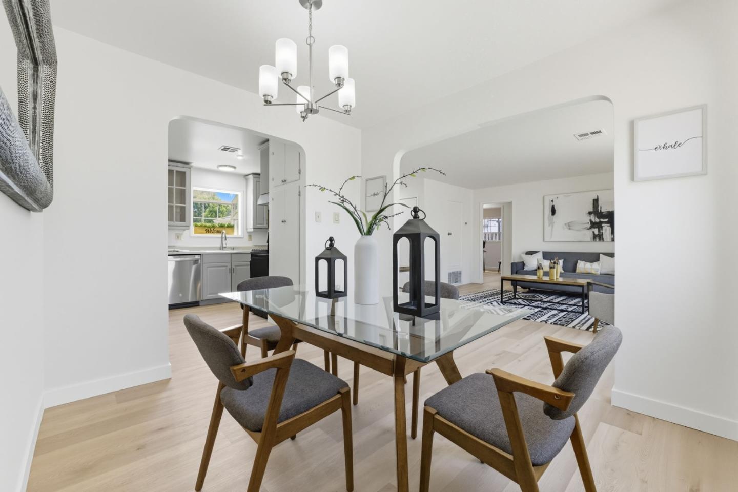 Detail Gallery Image 11 of 51 For 527 Salmon Dr, San Jose,  CA 95111 - 3 Beds | 2 Baths
