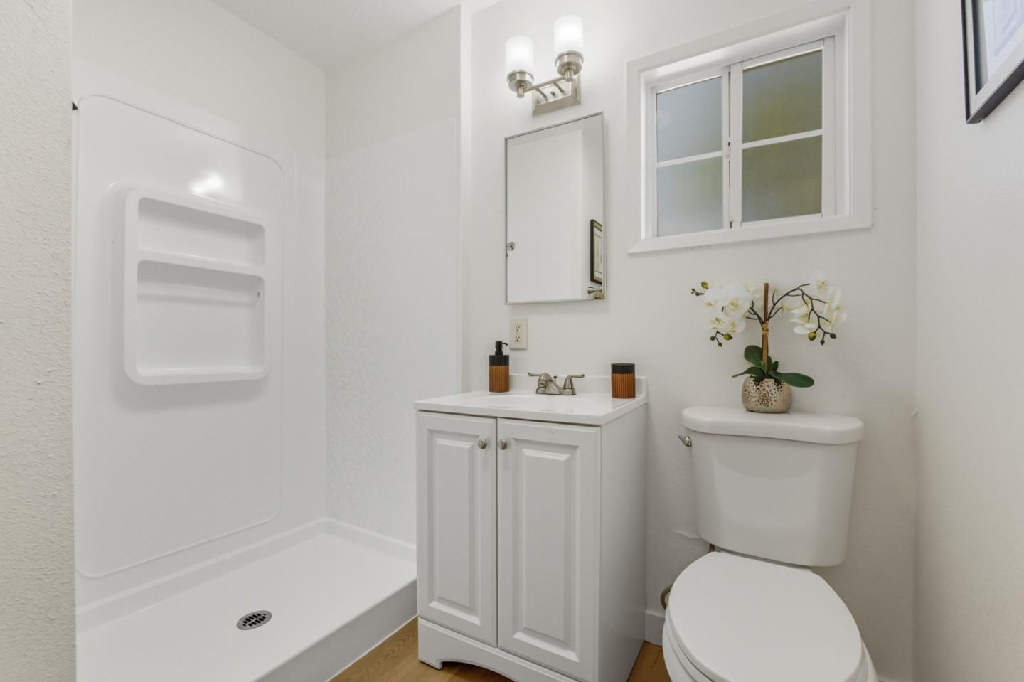 Detail Gallery Image 32 of 51 For 527 Salmon Dr, San Jose,  CA 95111 - 3 Beds | 2 Baths