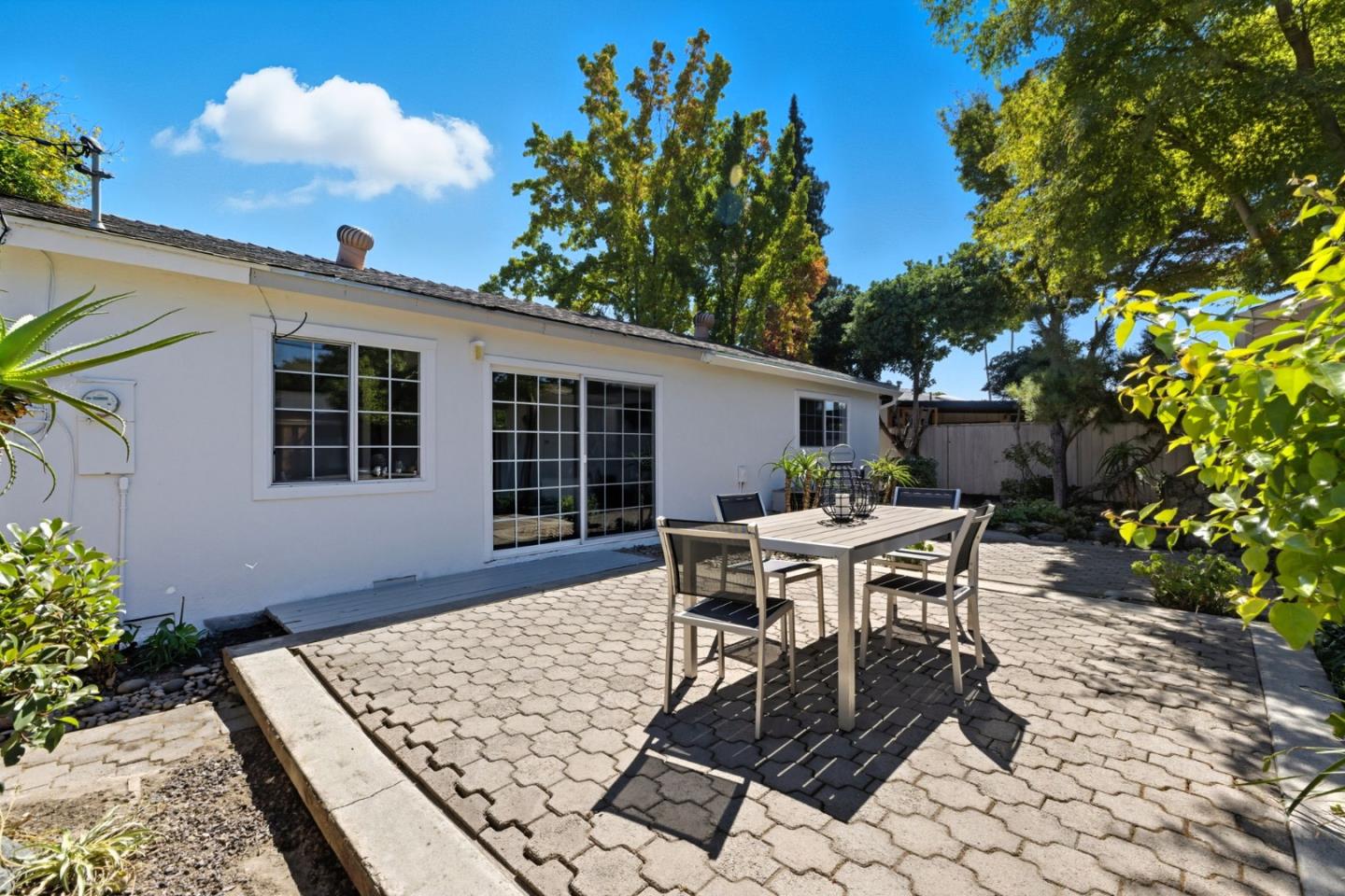Detail Gallery Image 38 of 51 For 527 Salmon Dr, San Jose,  CA 95111 - 3 Beds | 2 Baths