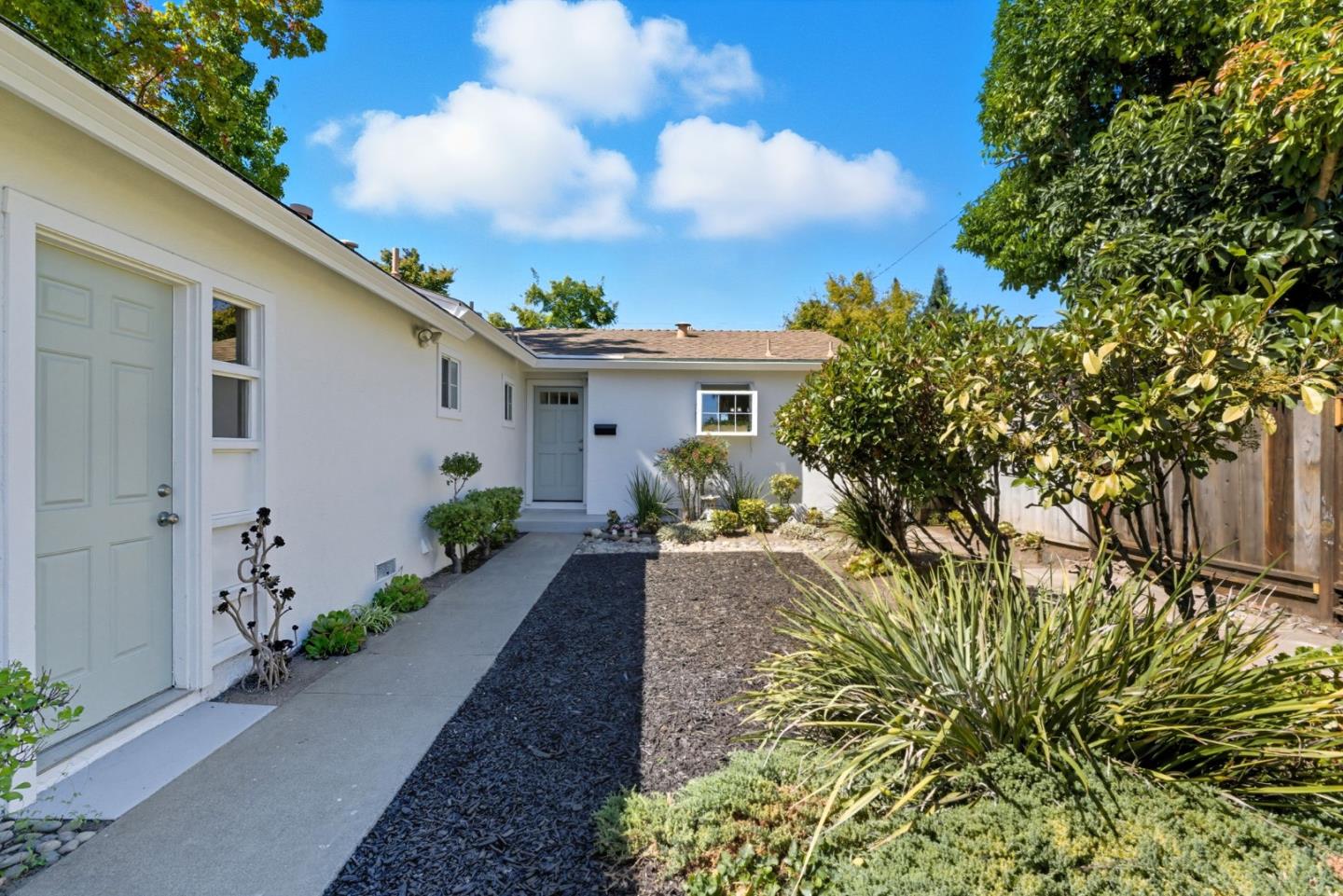 Detail Gallery Image 42 of 51 For 527 Salmon Dr, San Jose,  CA 95111 - 3 Beds | 2 Baths