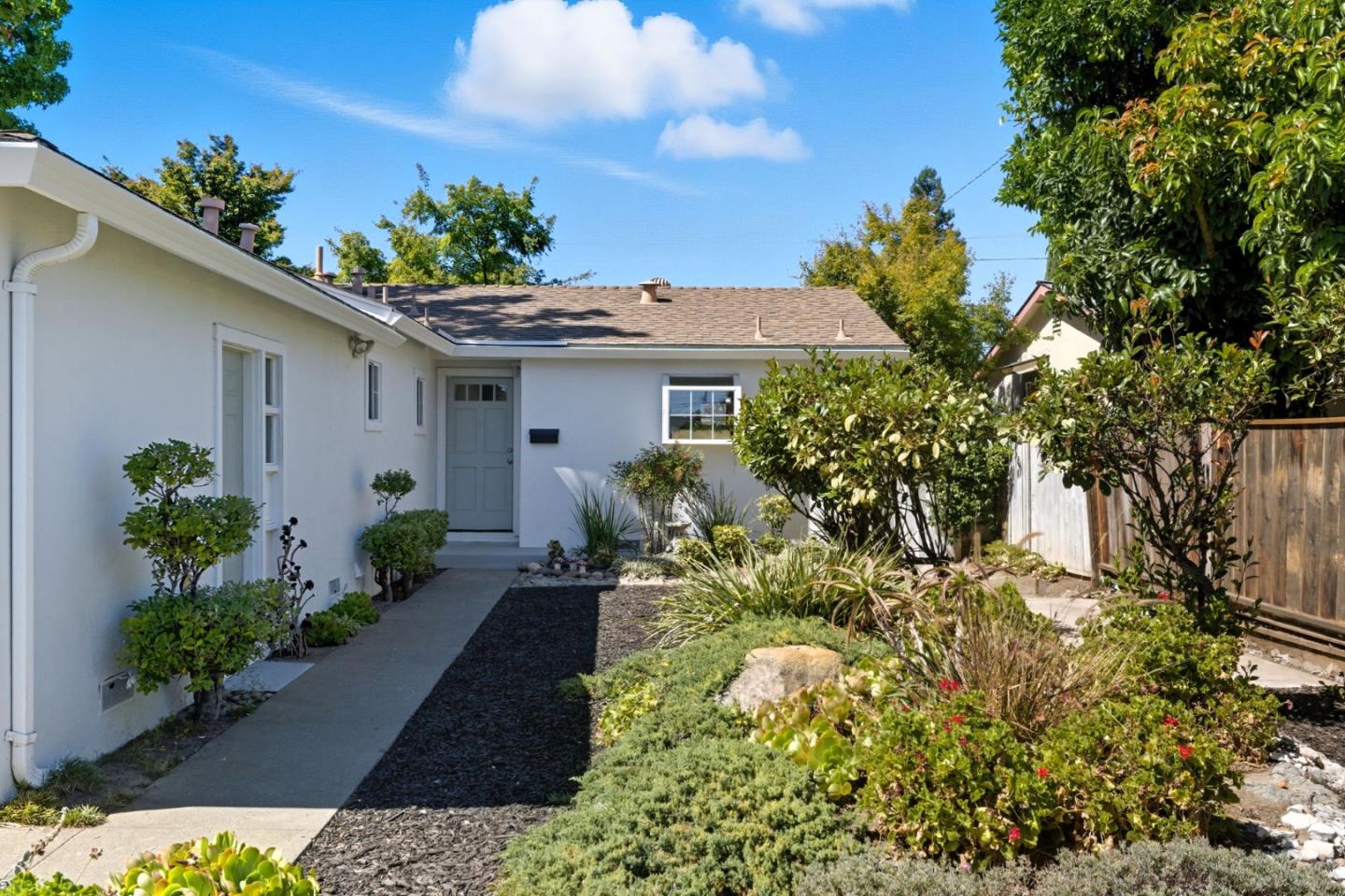 Detail Gallery Image 43 of 51 For 527 Salmon Dr, San Jose,  CA 95111 - 3 Beds | 2 Baths