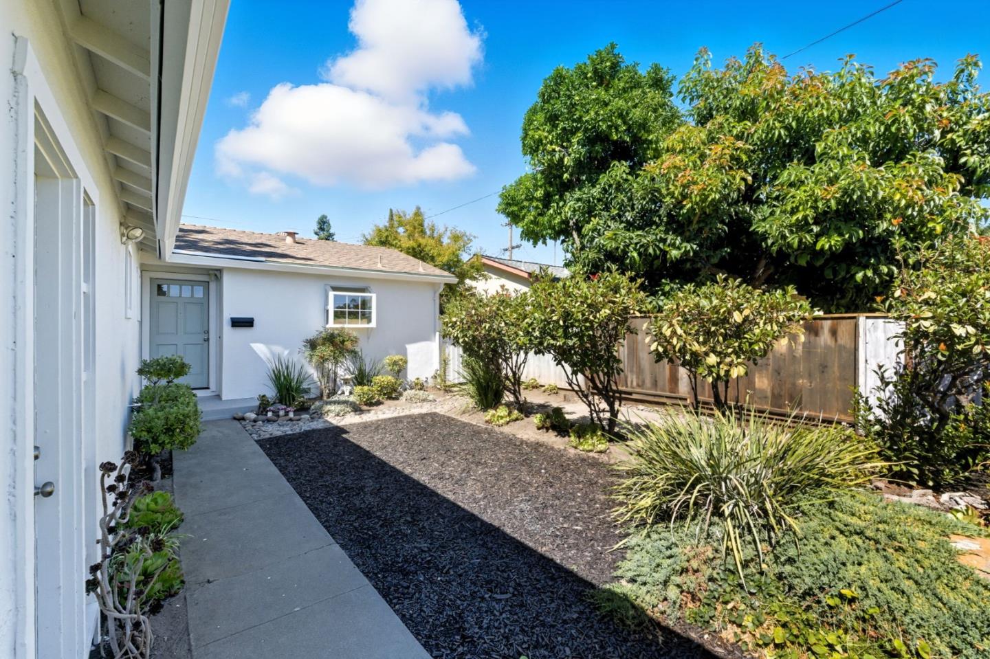 Detail Gallery Image 44 of 51 For 527 Salmon Dr, San Jose,  CA 95111 - 3 Beds | 2 Baths