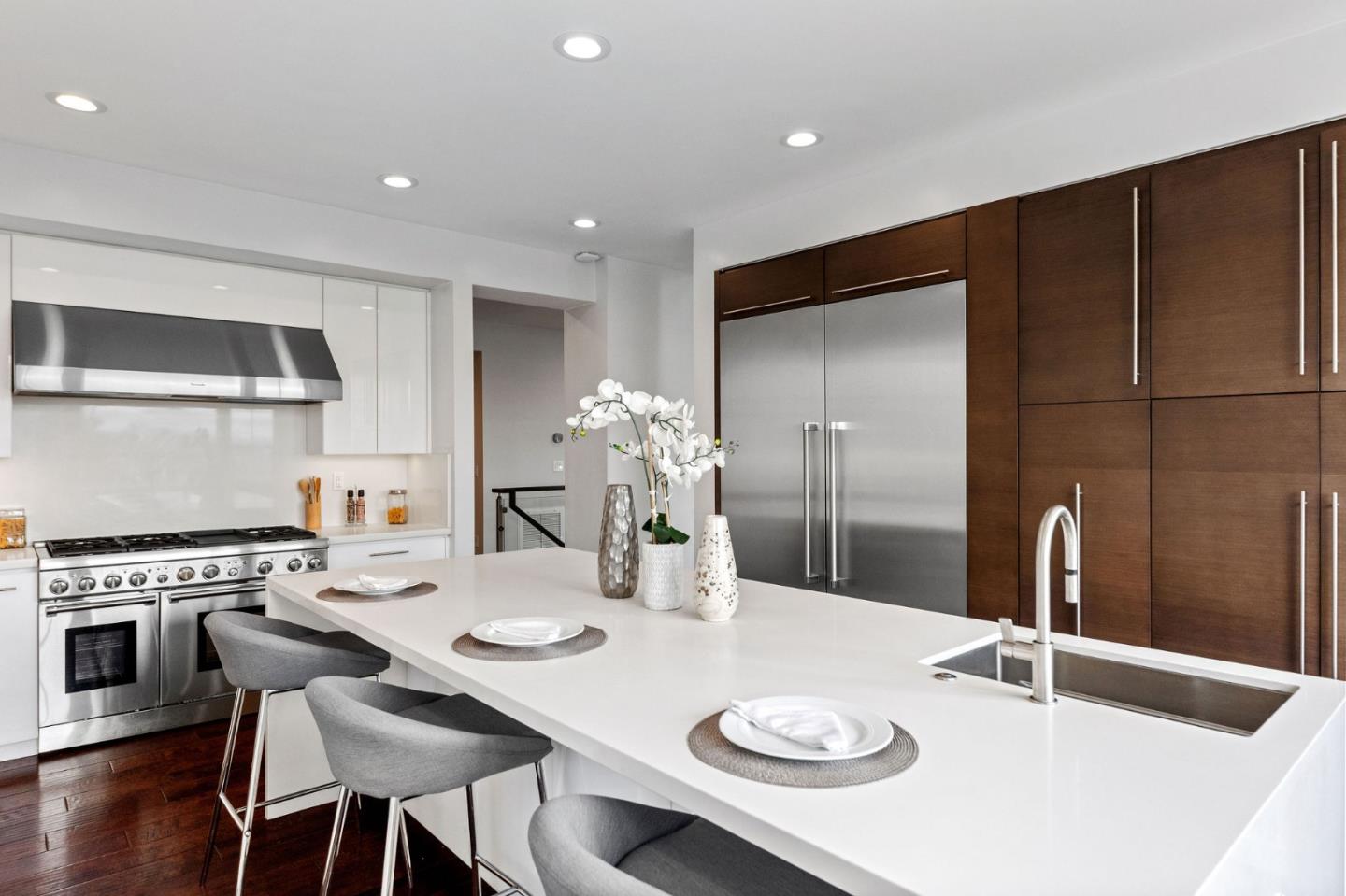 Detail Gallery Image 20 of 90 For 23 Pinnacle St, South San Francisco,  CA 94080 - 5 Beds | 4/1 Baths