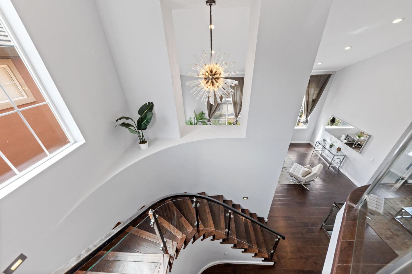 Detail Gallery Image 31 of 90 For 23 Pinnacle St, South San Francisco,  CA 94080 - 5 Beds | 4/1 Baths