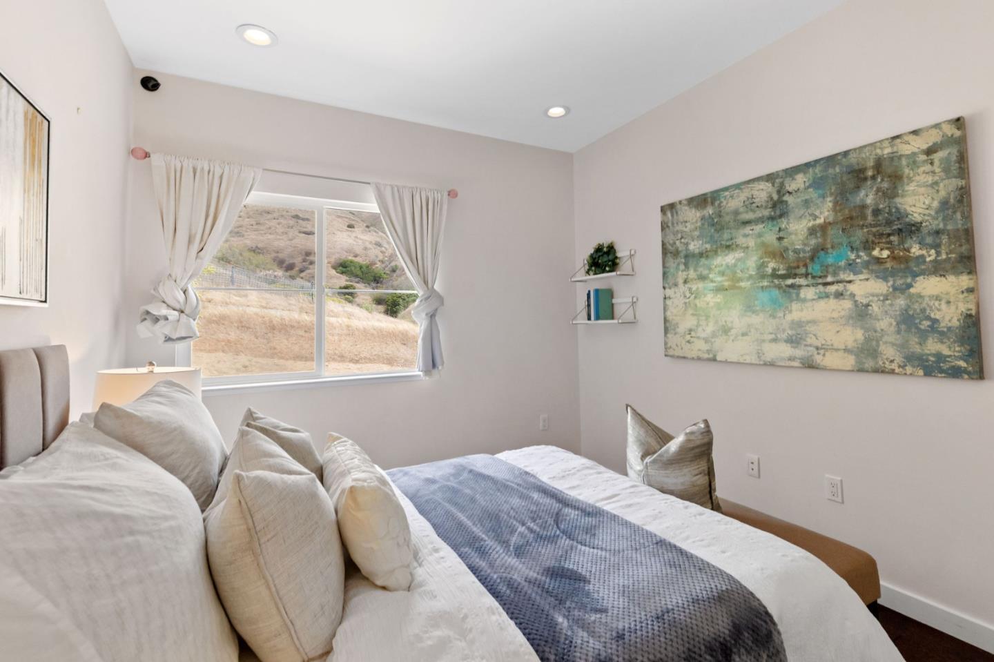 Detail Gallery Image 40 of 90 For 23 Pinnacle St, South San Francisco,  CA 94080 - 5 Beds | 4/1 Baths