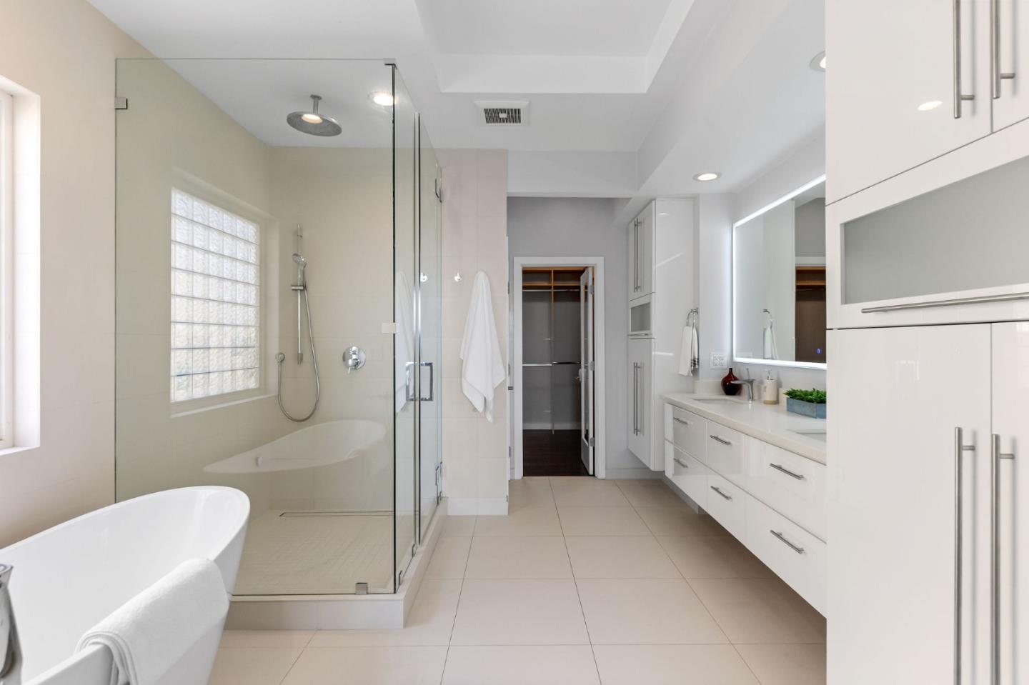 Detail Gallery Image 49 of 90 For 23 Pinnacle St, South San Francisco,  CA 94080 - 5 Beds | 4/1 Baths