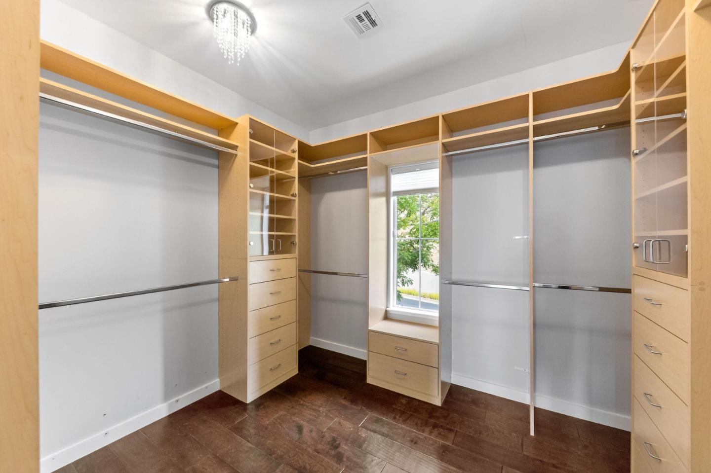 Detail Gallery Image 53 of 90 For 23 Pinnacle St, South San Francisco,  CA 94080 - 5 Beds | 4/1 Baths