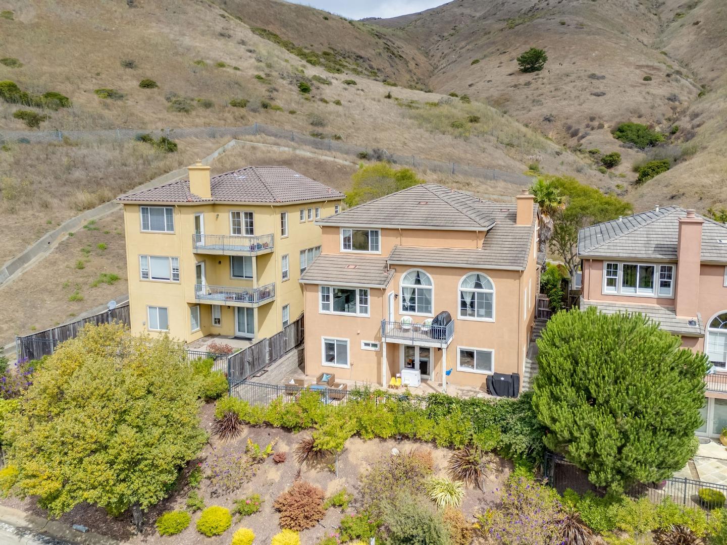Detail Gallery Image 87 of 90 For 23 Pinnacle St, South San Francisco,  CA 94080 - 5 Beds | 4/1 Baths