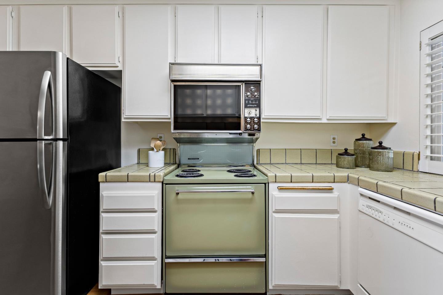 Detail Gallery Image 16 of 48 For 4999 Massachusetts Dr, San Jose,  CA 95136 - 4 Beds | 2 Baths