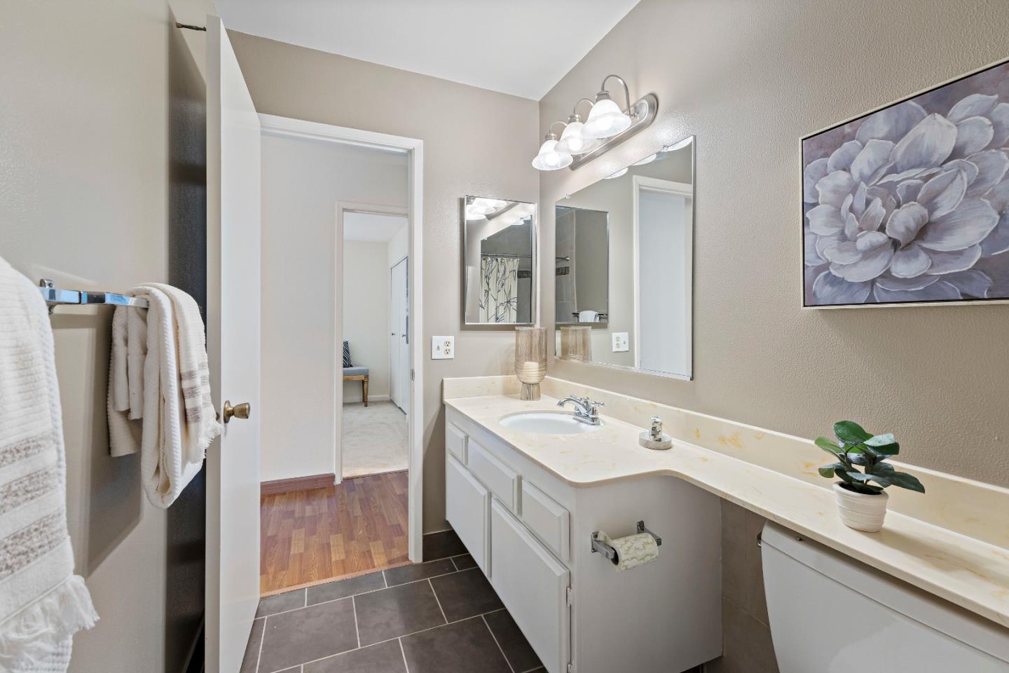 Detail Gallery Image 28 of 48 For 4999 Massachusetts Dr, San Jose,  CA 95136 - 4 Beds | 2 Baths