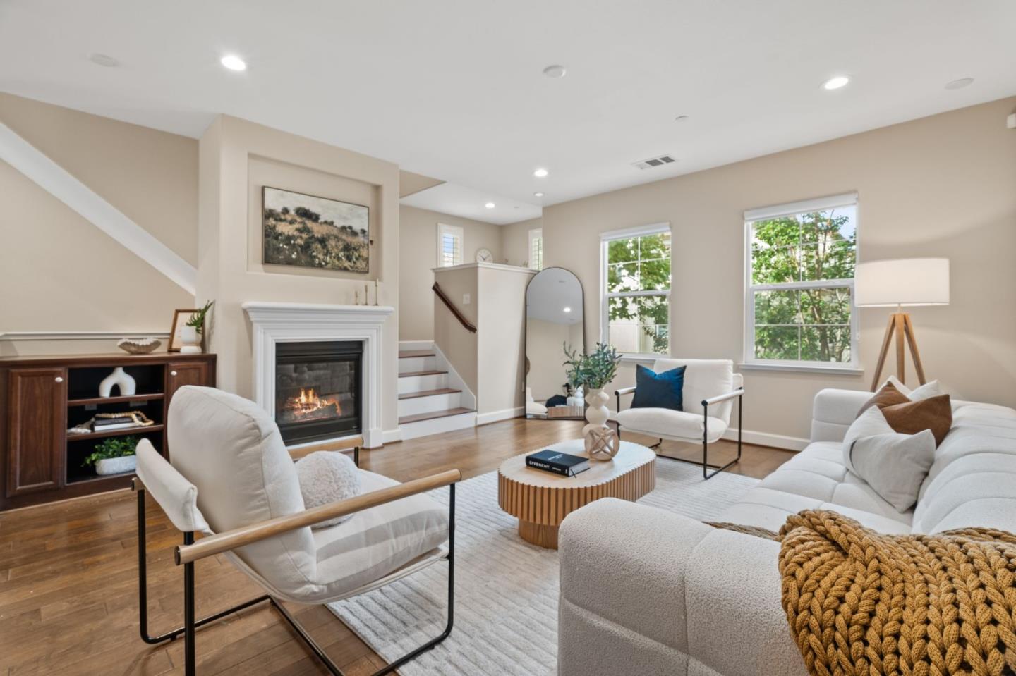 Detail Gallery Image 10 of 74 For 1938 Hillebrant Pl, Santa Clara,  CA 95050 - 3 Beds | 3/1 Baths