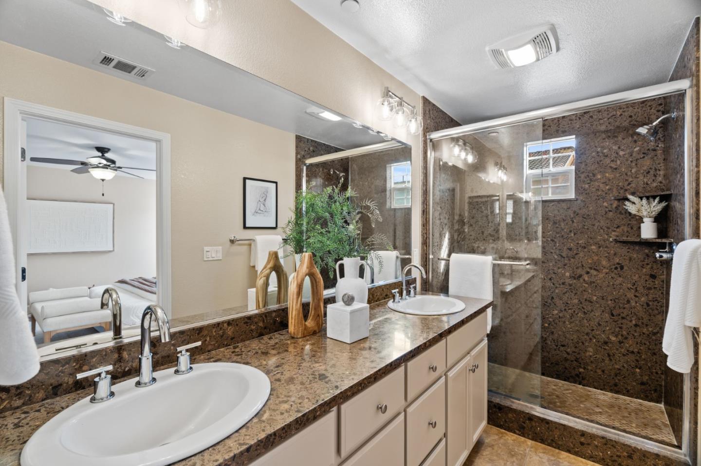 Detail Gallery Image 41 of 74 For 1938 Hillebrant Pl, Santa Clara,  CA 95050 - 3 Beds | 3/1 Baths