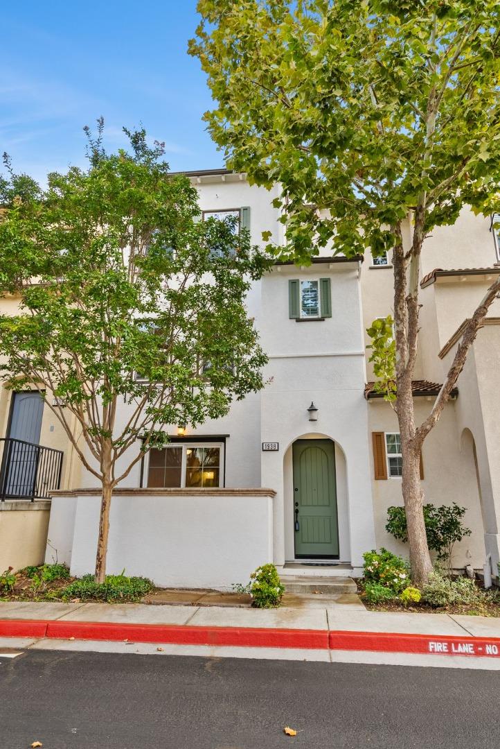 Detail Gallery Image 57 of 74 For 1938 Hillebrant Pl, Santa Clara,  CA 95050 - 3 Beds | 3/1 Baths