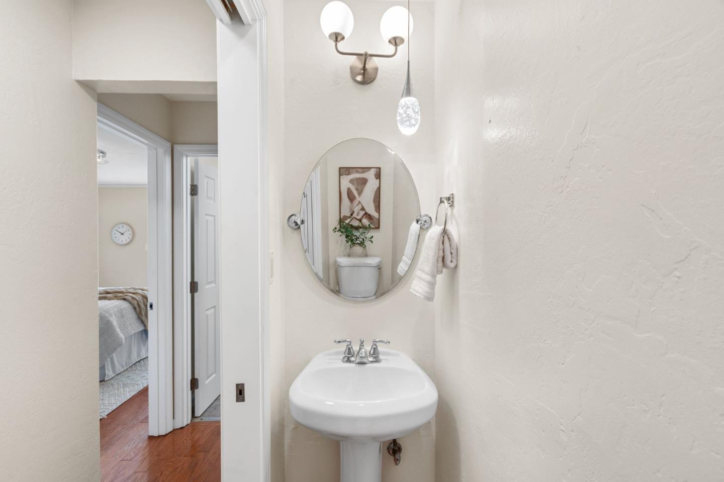 Detail Gallery Image 23 of 65 For 2546 Amethyst Dr, Santa Clara,  CA 95051 - 3 Beds | 1/1 Baths