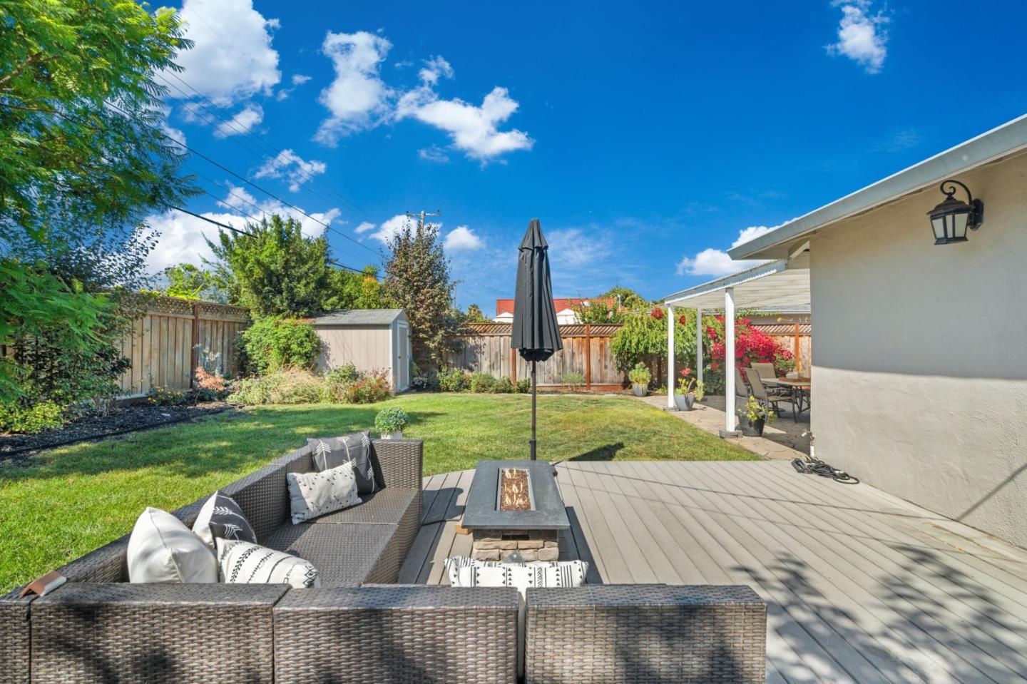 Detail Gallery Image 51 of 65 For 2546 Amethyst Dr, Santa Clara,  CA 95051 - 3 Beds | 1/1 Baths