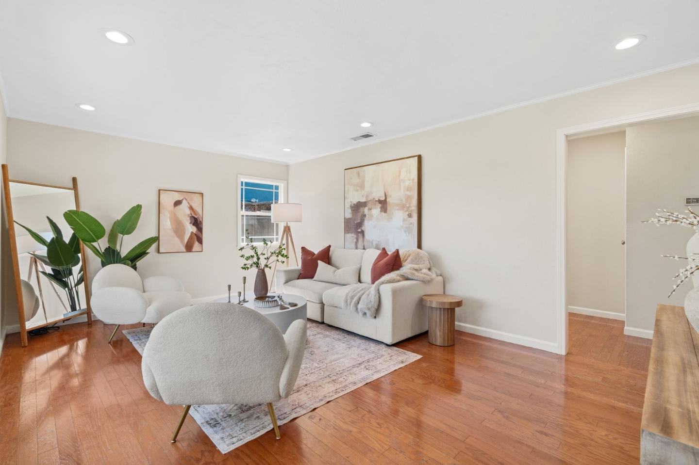 Detail Gallery Image 7 of 65 For 2546 Amethyst Dr, Santa Clara,  CA 95051 - 3 Beds | 1/1 Baths