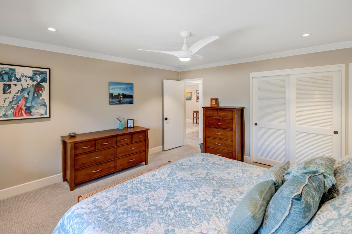 Detail Gallery Image 14 of 35 For 5 Skyline Crest Dr, Monterey,  CA 93940 - 3 Beds | 3 Baths