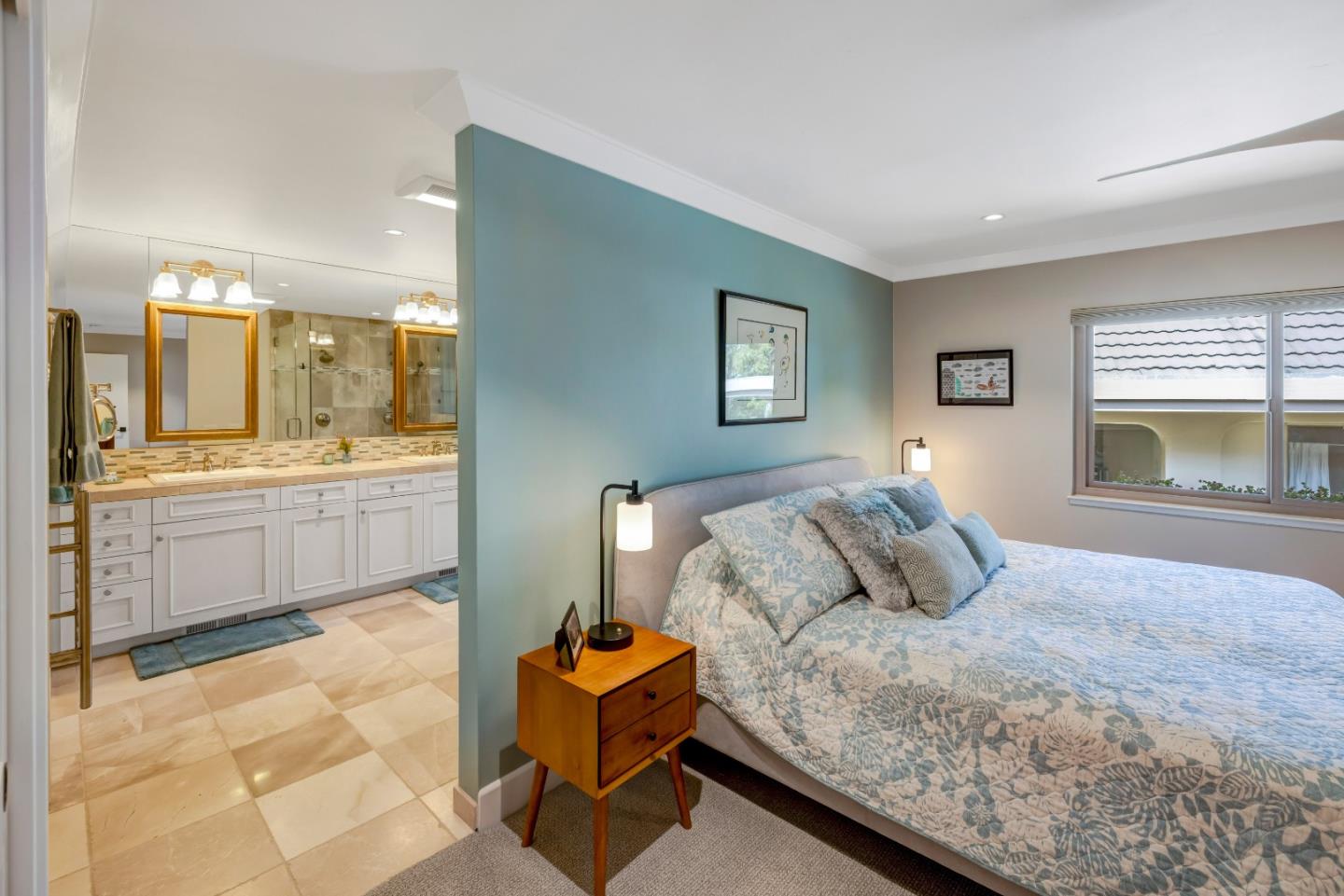 Detail Gallery Image 15 of 35 For 5 Skyline Crest Dr, Monterey,  CA 93940 - 3 Beds | 3 Baths