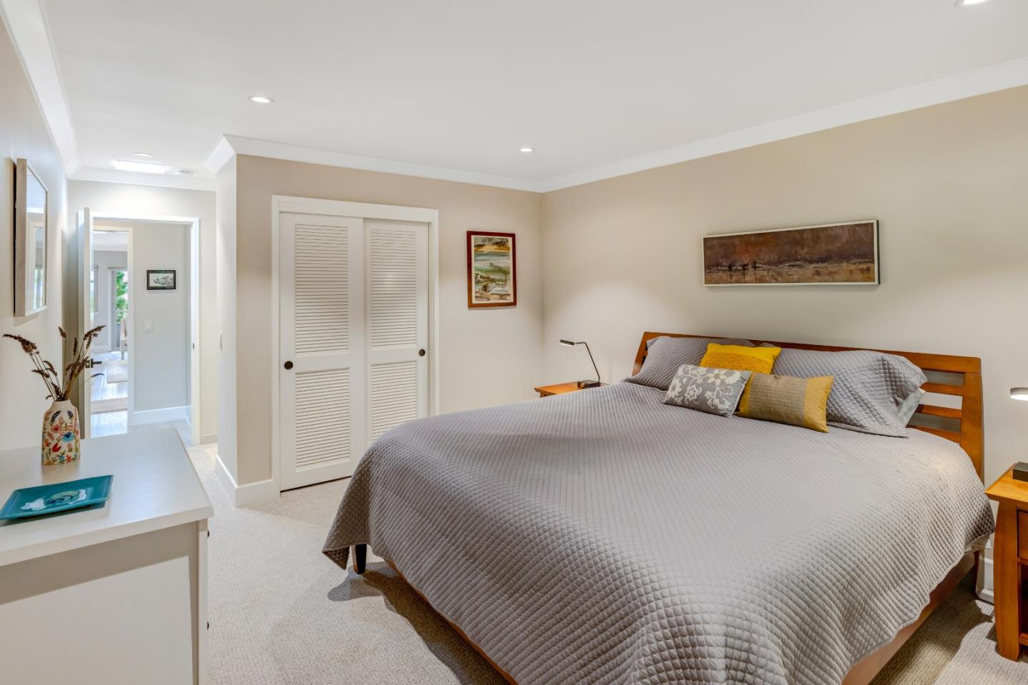 Detail Gallery Image 18 of 35 For 5 Skyline Crest Dr, Monterey,  CA 93940 - 3 Beds | 3 Baths