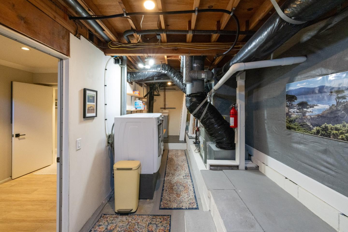 Detail Gallery Image 25 of 35 For 5 Skyline Crest Dr, Monterey,  CA 93940 - 3 Beds | 3 Baths