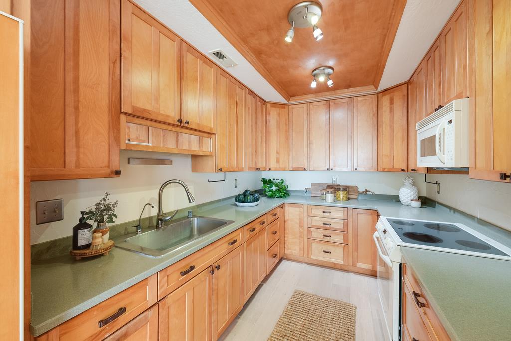 Detail Gallery Image 17 of 31 For 261 Sea Ridge Rd #2,  Aptos,  CA 95003 - 3 Beds | 2 Baths