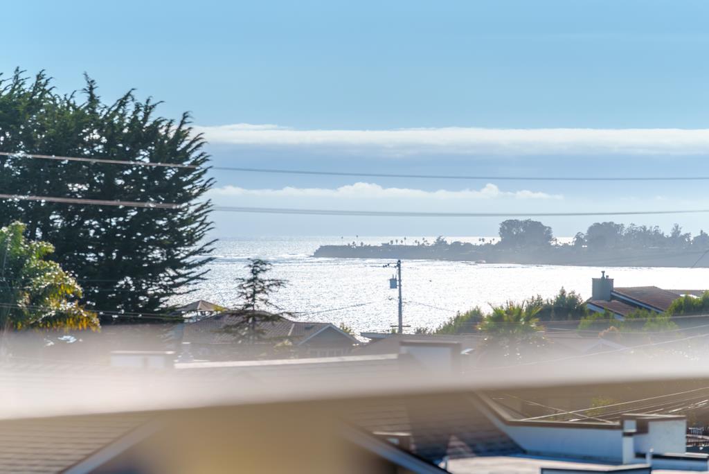 Detail Gallery Image 4 of 31 For 261 Sea Ridge Rd #2,  Aptos,  CA 95003 - 3 Beds | 2 Baths