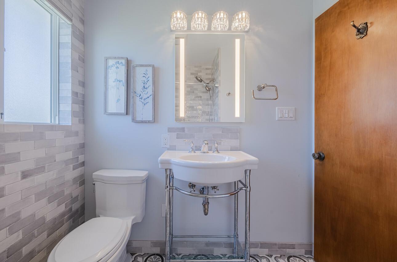 Detail Gallery Image 30 of 40 For 13 Saint Brendan Way, Salinas,  CA 93906 - 3 Beds | 2 Baths