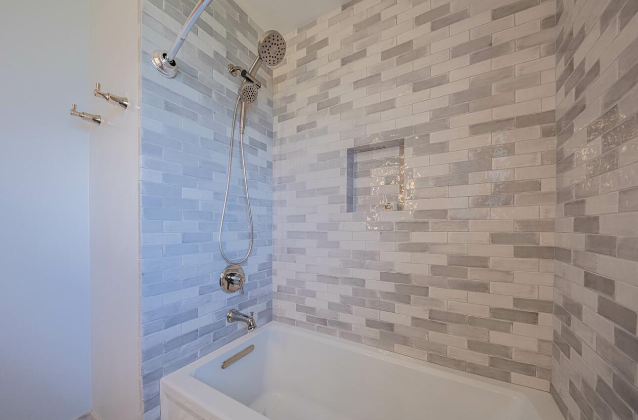 Detail Gallery Image 31 of 40 For 13 Saint Brendan Way, Salinas,  CA 93906 - 3 Beds | 2 Baths