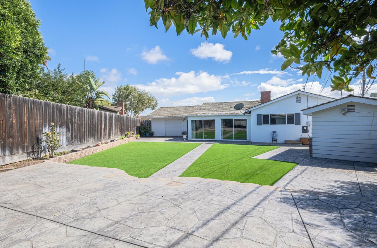 Detail Gallery Image 36 of 40 For 13 Saint Brendan Way, Salinas,  CA 93906 - 3 Beds | 2 Baths