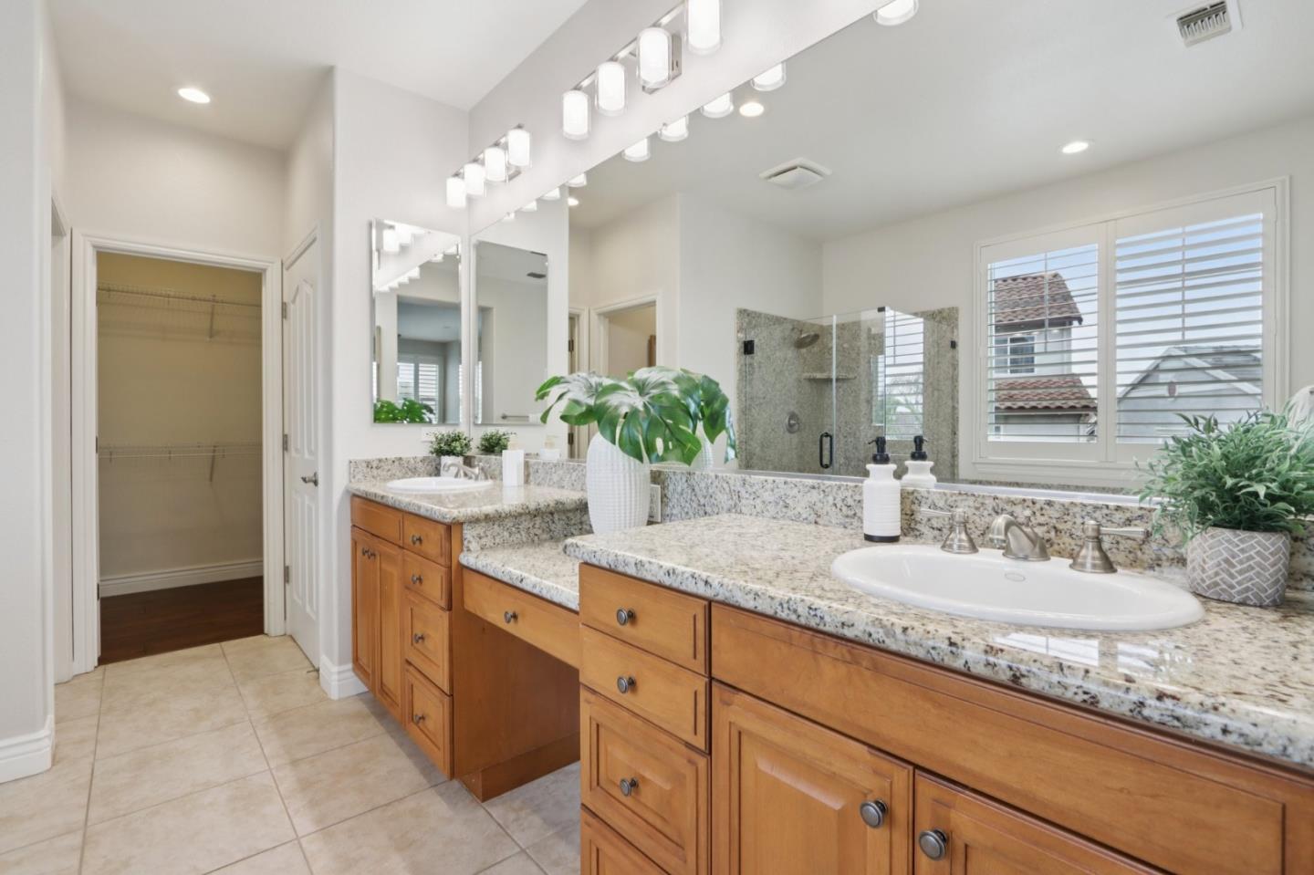 Detail Gallery Image 29 of 67 For 7237 Longhill Way, San Jose,  CA 95138 - 5 Beds | 3/1 Baths